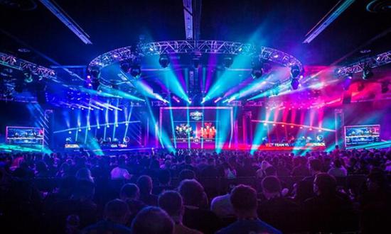 侯森成功救赎！点球决战连扑2点，失点罪人跪地痛哭